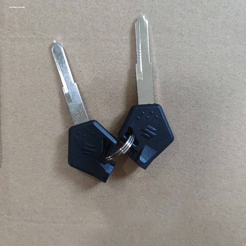 适用铃木丽至轻骑优友UY125 UU小海豚带磁石 改装摩托车钥匙胚/柄