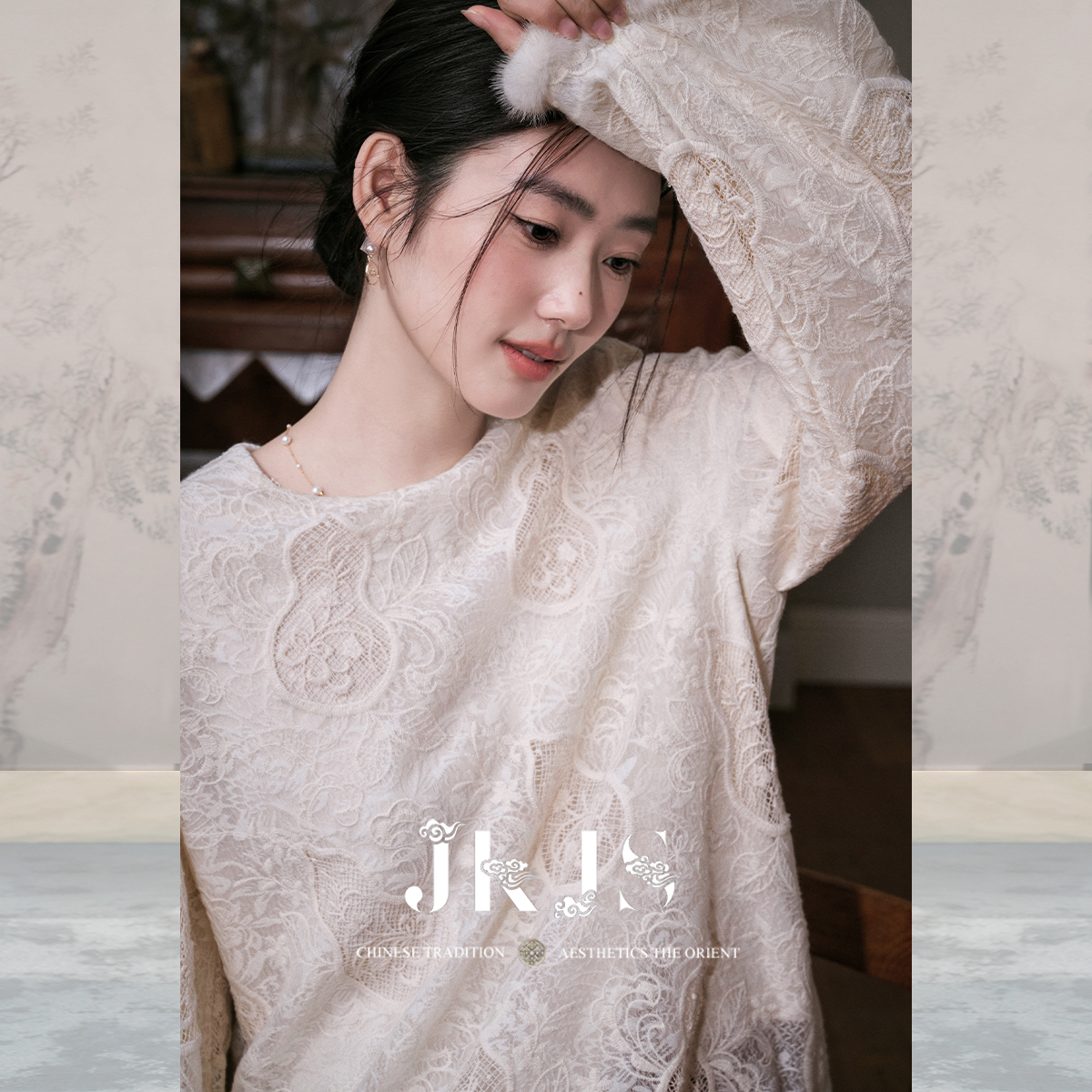 JKJS满版刺绣打底内搭上衣