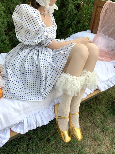 小众蕾丝新品蛋糕娃娃法式浪漫