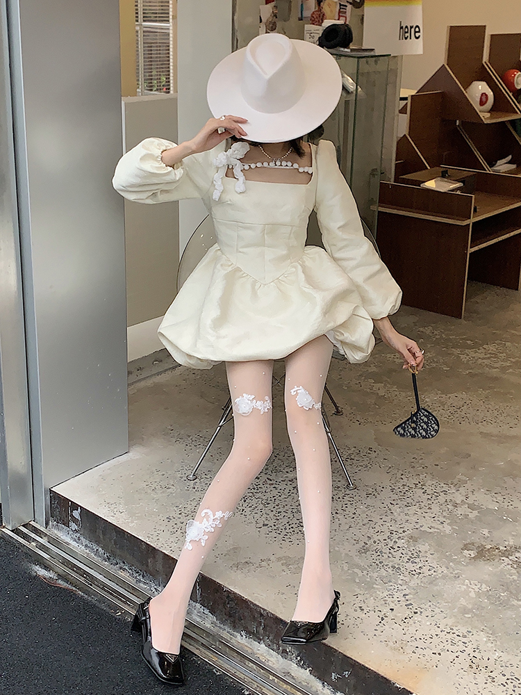 cnorahk 原创小众设计立体甜美蕾丝珍珠手工袜连体袜白色加厚丝袜
