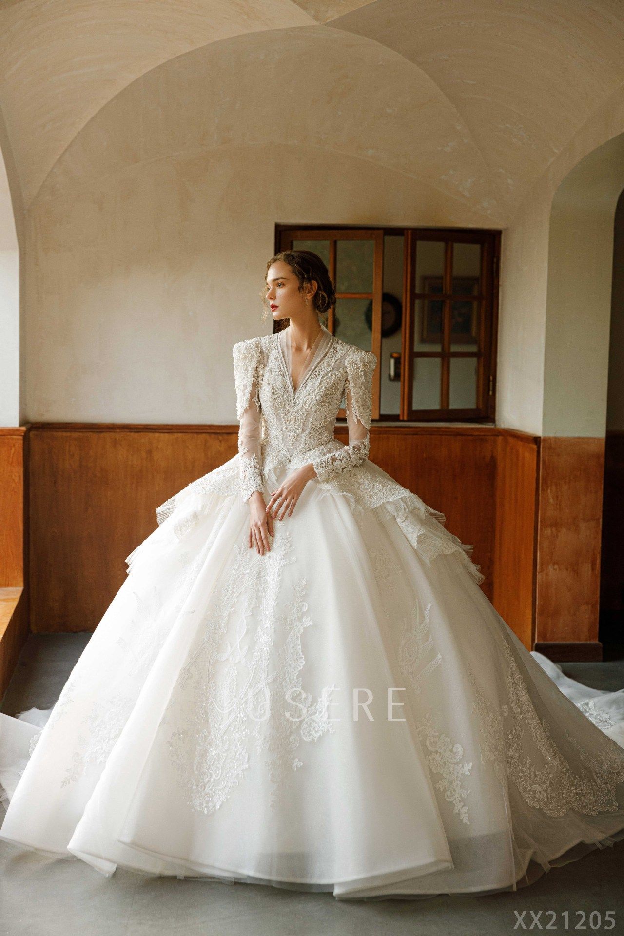 长袖婚纱pretty long lace wedding dresses ball gowns plus siz