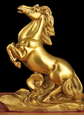 马到成功家居客厅送领导工艺品