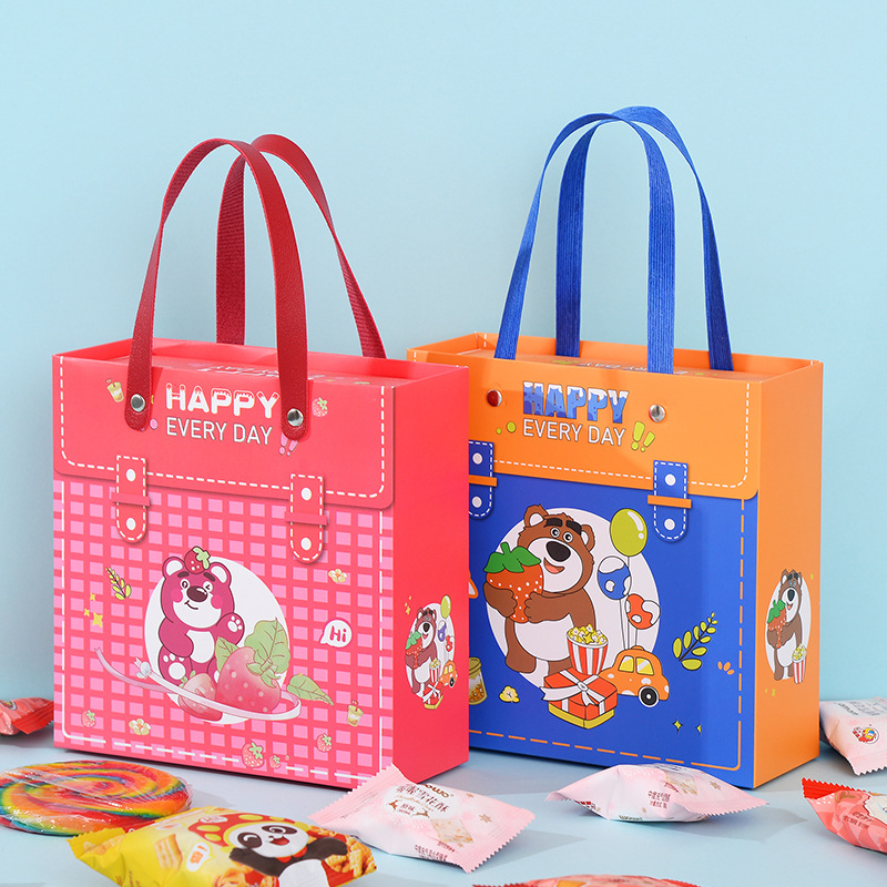 跨境宝宝满月礼盒装糖果高档实用礼盒周岁生日礼物盒小熊卡通现货