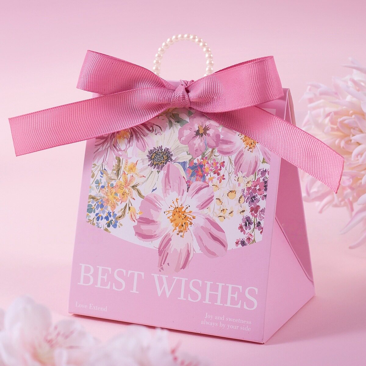 跨境喜庆结婚喜糖盒ins风小清新粉色花卉婚礼订婚喜糖袋桌糖热销