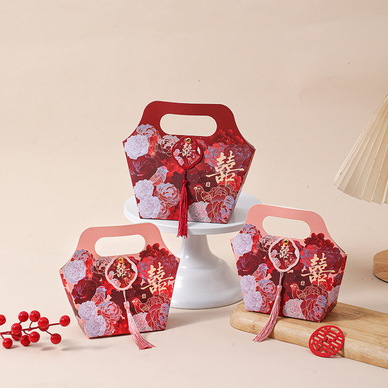 跨境新中式结婚喜糖盒子婚庆伴手礼盒糖果盒高级感婚礼手提式现货
