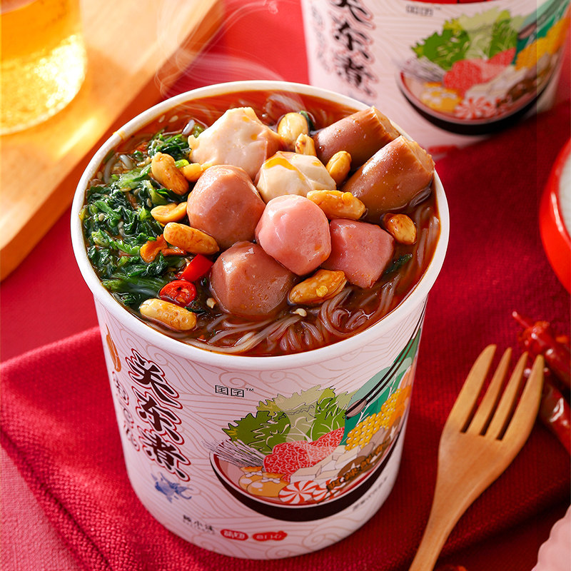 关东煮日式速食即食桶装方便自热食品酸辣粉丝丸子串串麻辣烫夜宵