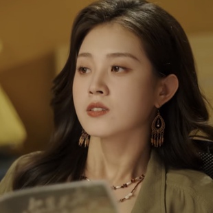 欧洲短剧我们野蛮生长郭宇欣江南同款流苏耳环女轻奢高级气质耳饰