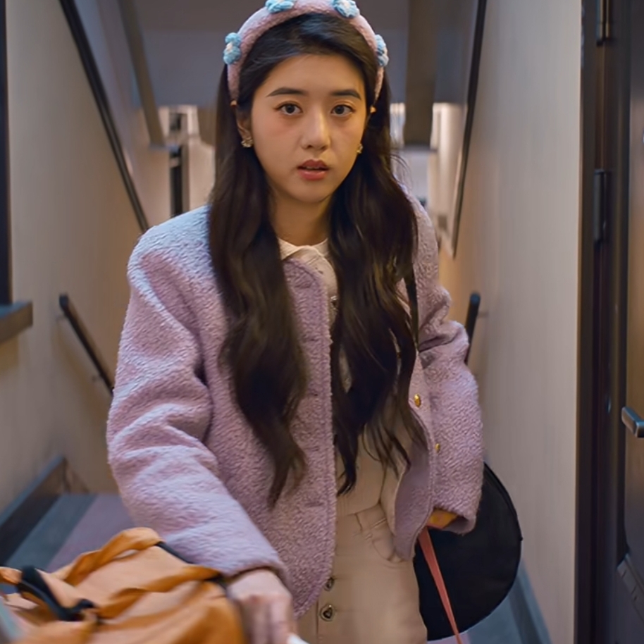 他为什么依然单身李凯馨同款外套