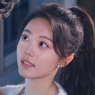 欧洲骄阳似我赵今麦聂曦光同款耳钉女轻奢高级感小众设计气质耳饰