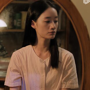 欧洲纯真年代的爱情郭晓婷方穆静同款衬衫上衣条纹短袖衬衣女衣服