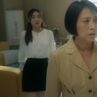 欧洲她的盛焰马思纯饶雨瓷同款衬衫上衣春秋圆领衬衣短裙女衣服潮