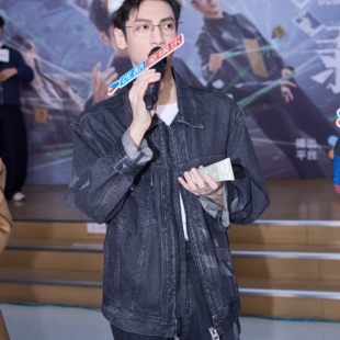 欧洲剥茧罗云熙齐思哲同款牛仔外套秋冬翻领夹克上衣裤子男衣服潮