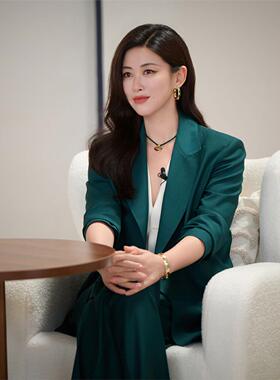 欧洲朱珠明星同款绿色气质西装套装女春秋职业OL马甲高级感马甲三