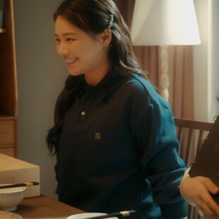 欧洲她的盛焰马思纯饶雨瓷同款卫衣春秋休闲翻领长袖上衣女衣服潮