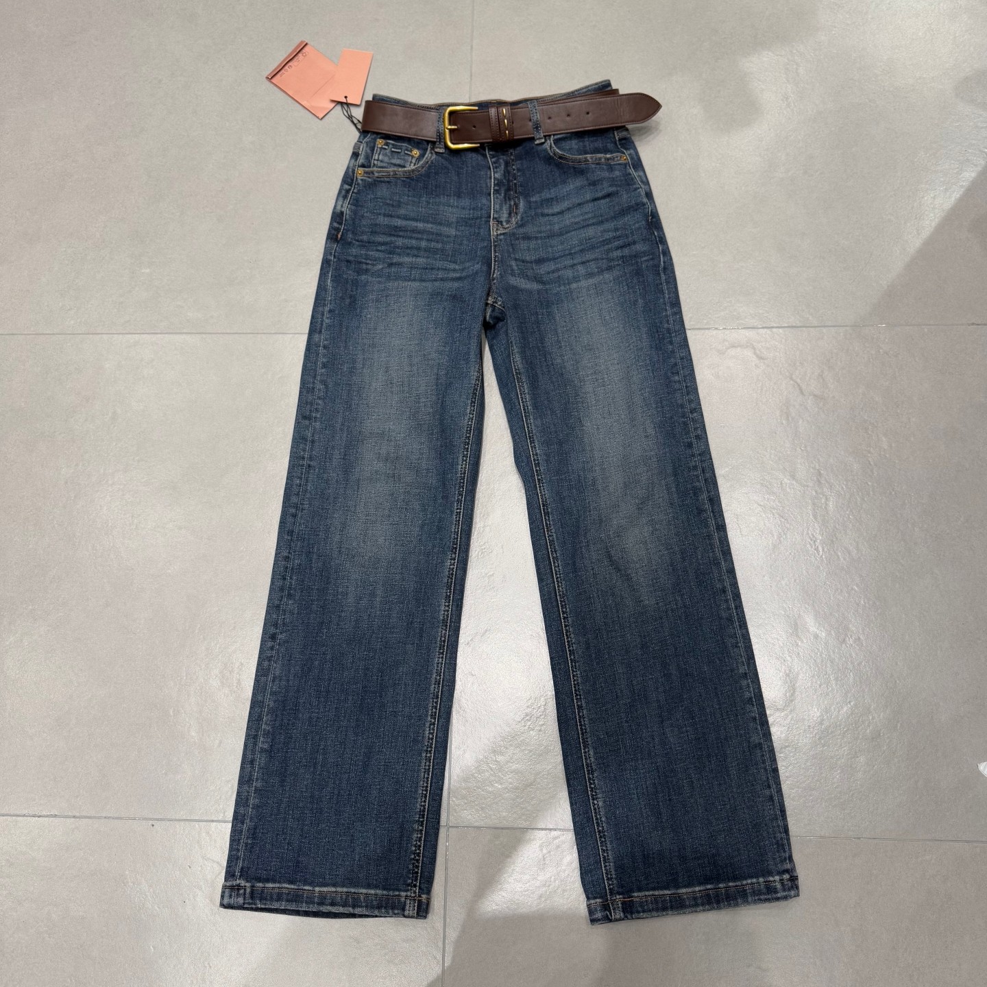 WEISU唯速2026早春新款复古高腰弹力显瘦窄版直筒牛仔裤女潮52829