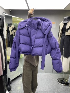 羽绒服女2023冬季新款韩版时尚连帽飘带短款小个子保暖白鸭绒外套