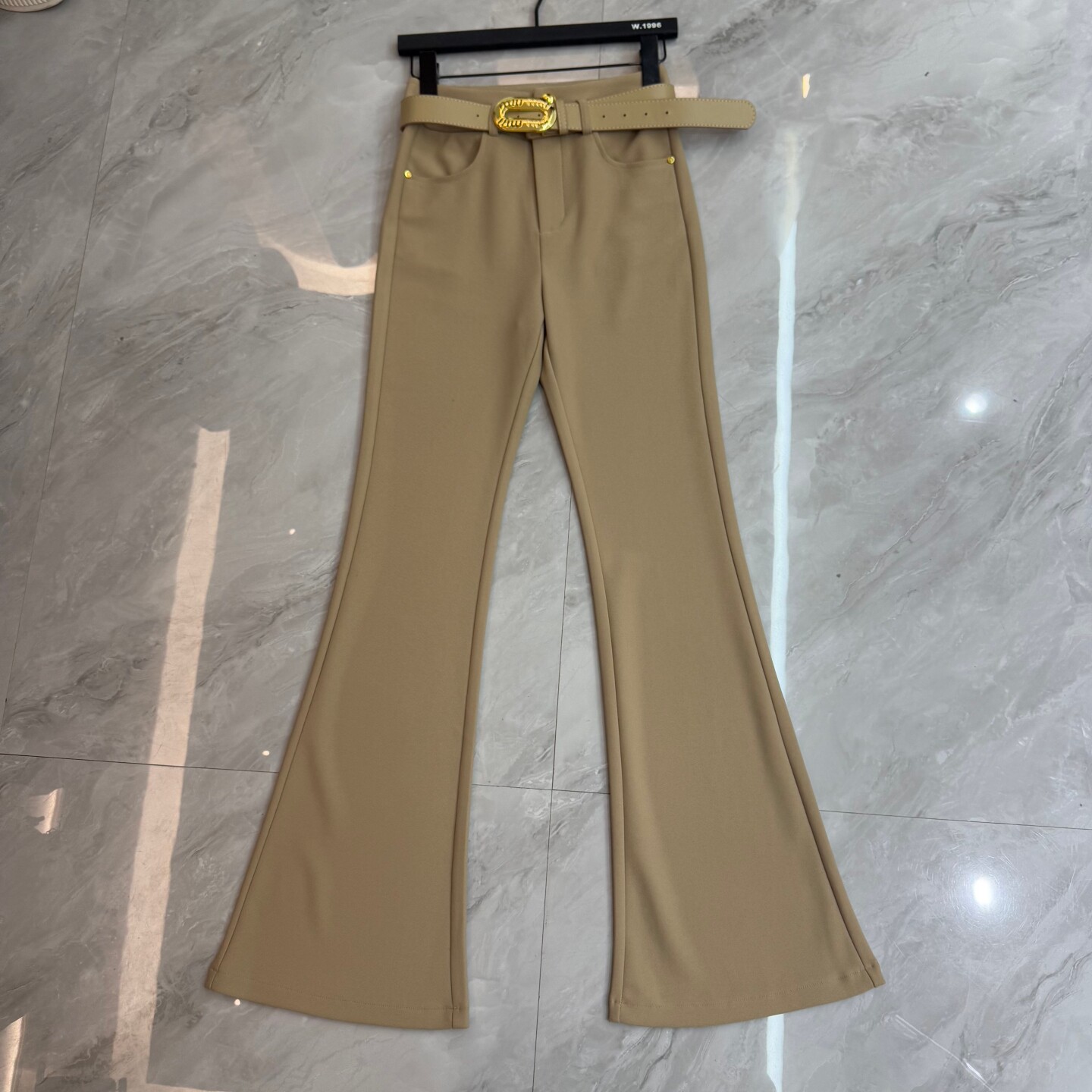 欧洲站2026早秋新款高腰包臀修身显瘦微喇叭休闲裤女气质通勤长裤
