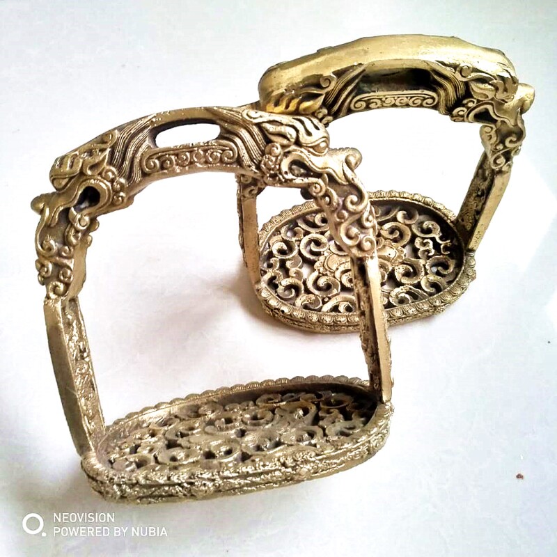 马镫黄铜龙头重型蒙古传统