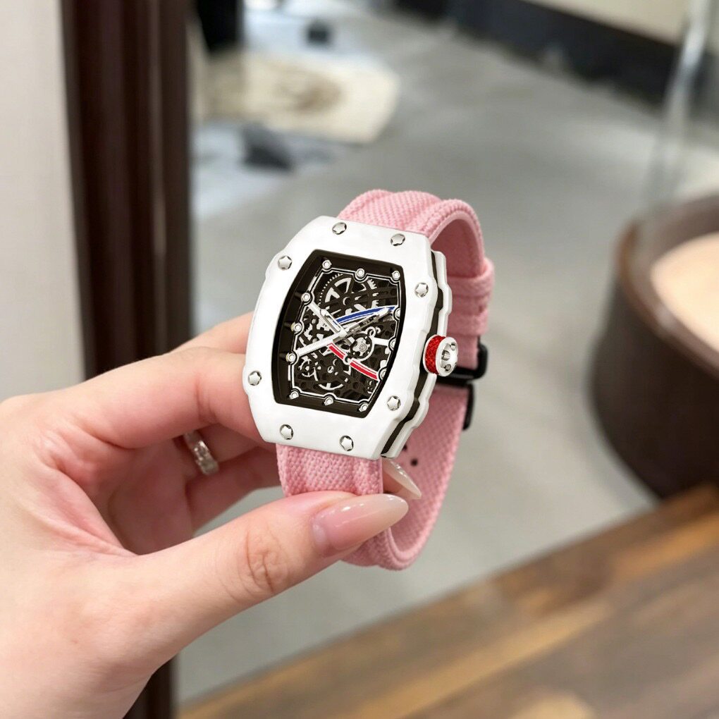 2026新款理查德女士超薄酒桶形手表十大名牌个性女款轻奢小众腕表