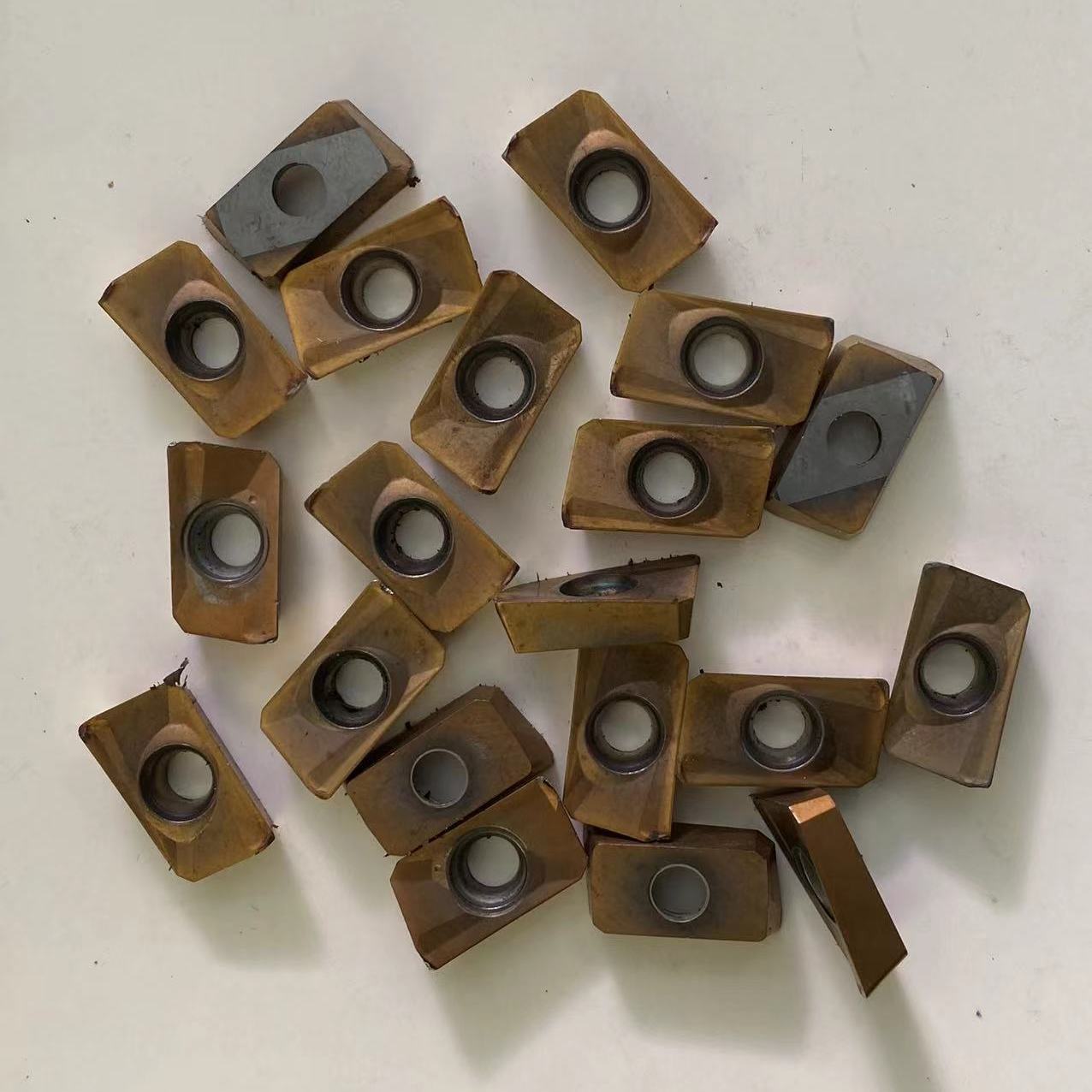 三菱APMT1604清角刀片付角正角