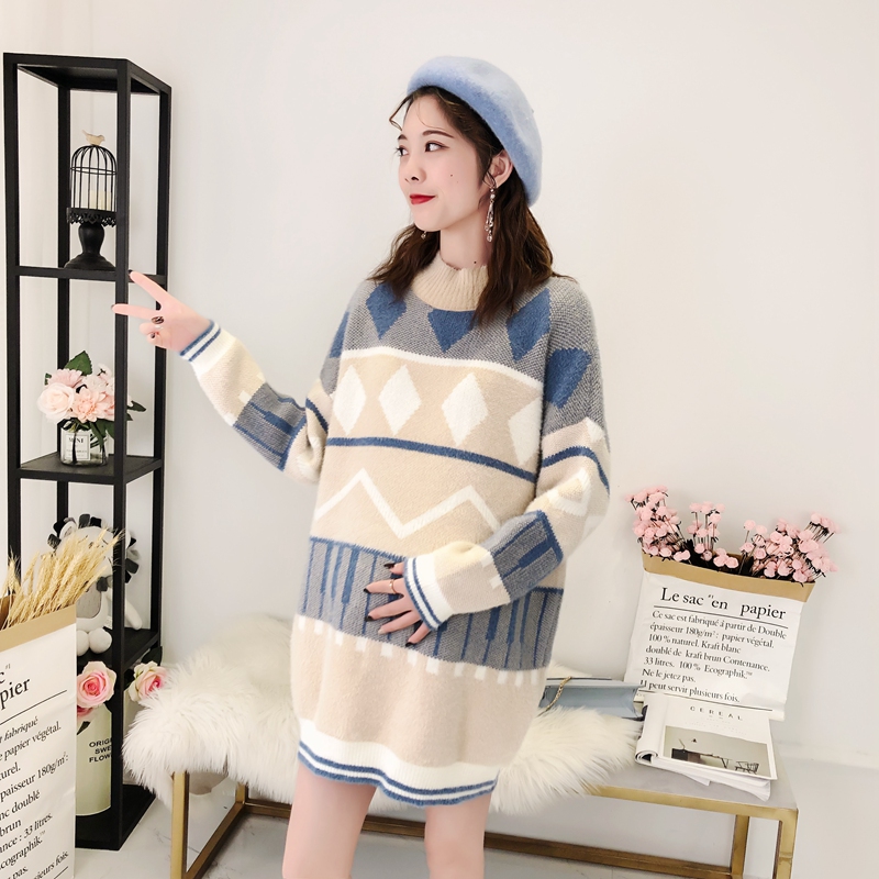 孕妇装毛衣秋冬装2025新款大码宽松软糯加厚针织上衣中长款连衣裙