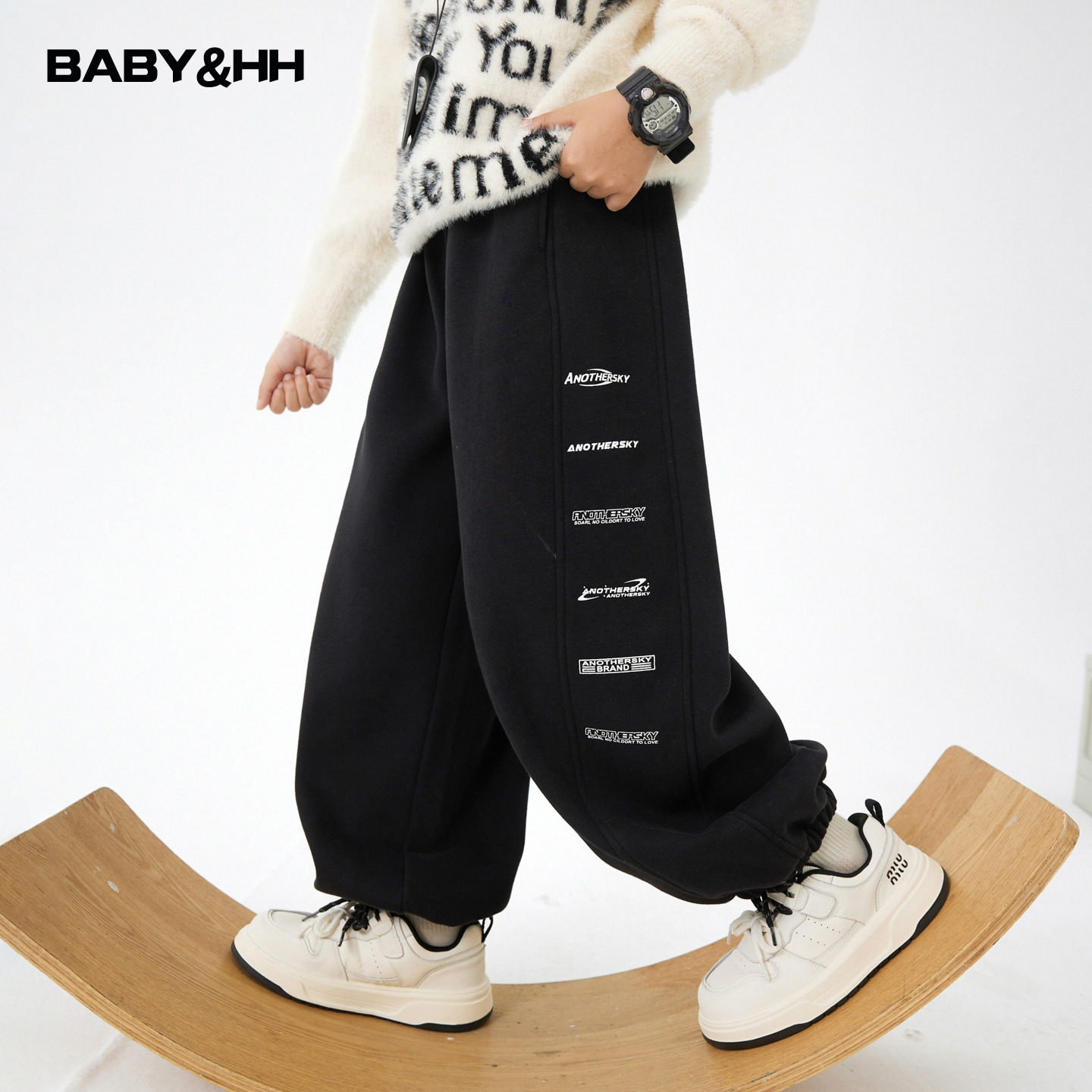 韩范一体绒束脚防风运动直筒裤子