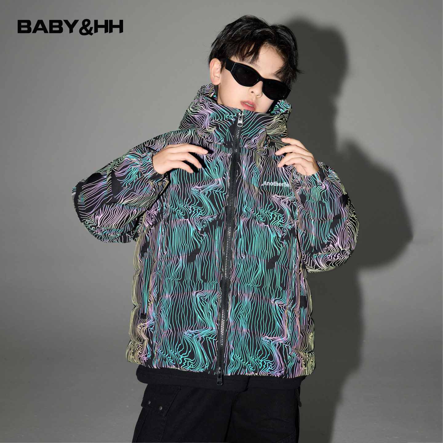 男童冬季潮酷镭射反光变色羽绒服2025新款儿童装男孩防寒连帽外套,童装/婴儿装/亲子装,羽绒服,淘宝优惠券,粉丝福利购,淘宝优惠卷