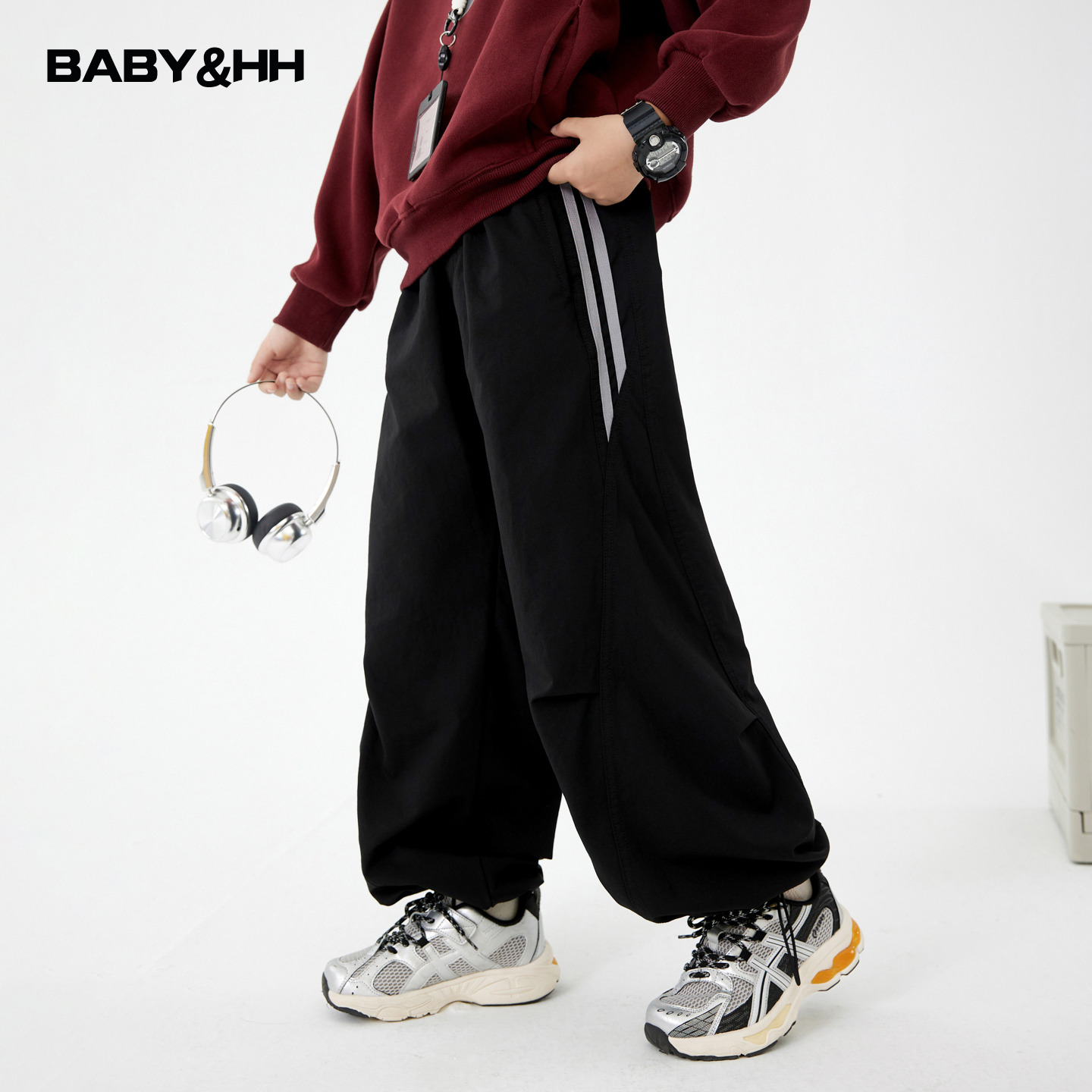 潮酷一体绒伞兵弯刀阔腿运动裤