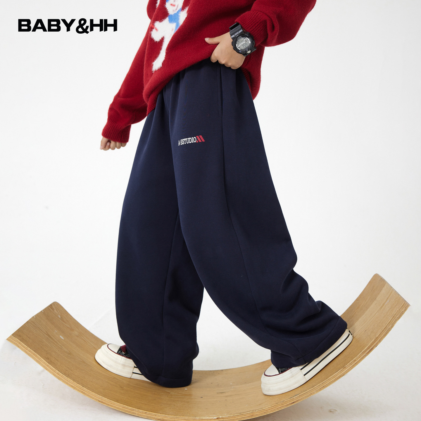 韩范一体绒弯刀休闲阔腿运动卫裤