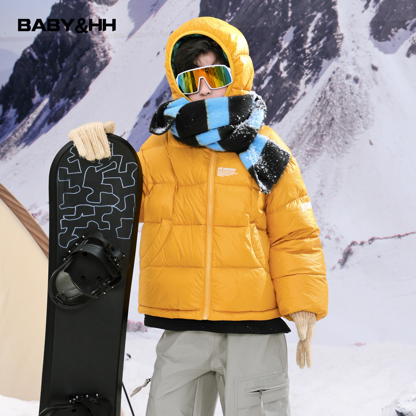 90白鸭绒撞色滑雪面包连帽羽绒服