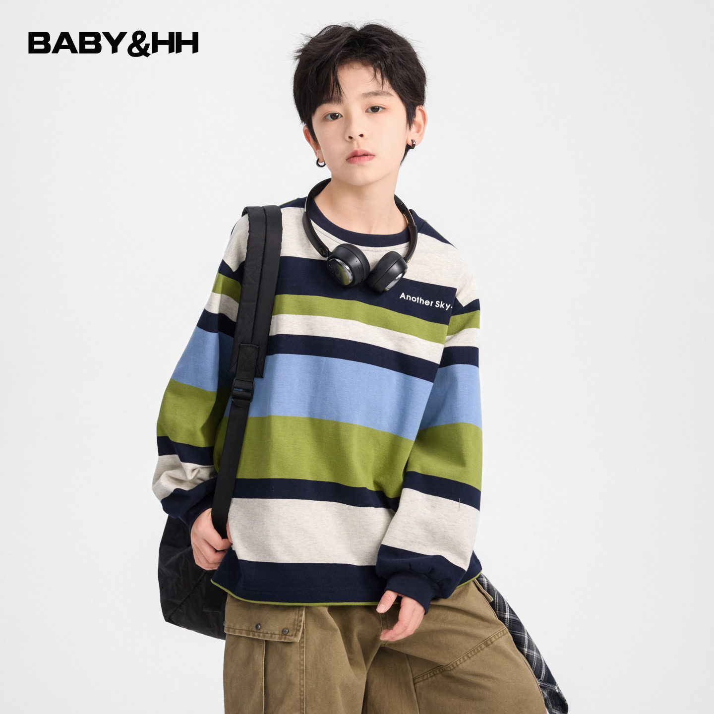 男童春秋多巴胺条纹运动卫衣2026新款中学生儿童春季宽松圆领上衣