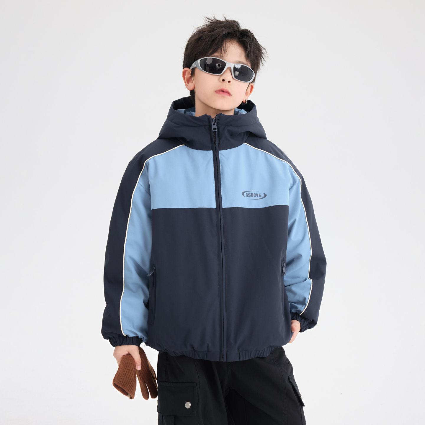 撞色拼接运动防水连帽冲锋衣棉服