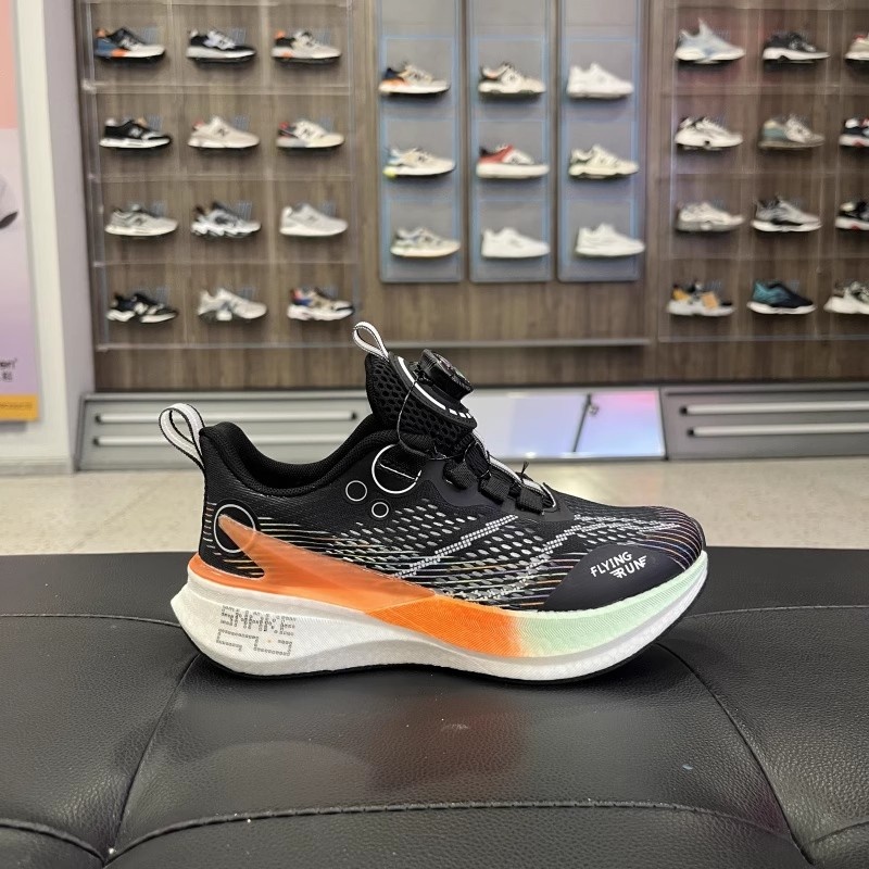 小总统2025年春季新款儿童运动鞋