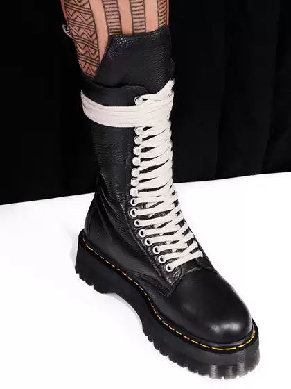 Boots Men's Shoes Mid-Calf Boots Rivet Motorcycle Boots Dark Style Trendy Shoes Women's Shoes Couple Style Lace-Up Knight Boots Autumn and Winter