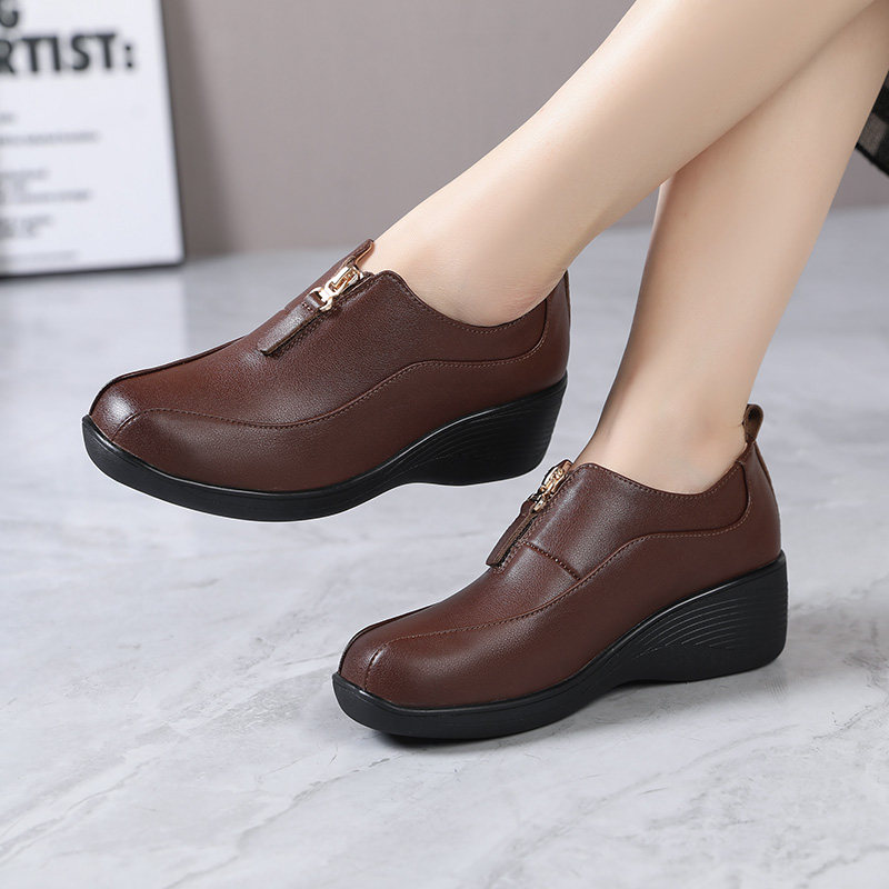 坡跟女鞋真皮单鞋春秋一脚蹬中老年妈妈鞋新款舒适皮鞋大码休闲鞋,女鞋,深口单鞋,淘宝优惠券,粉丝福利购,淘宝优惠卷