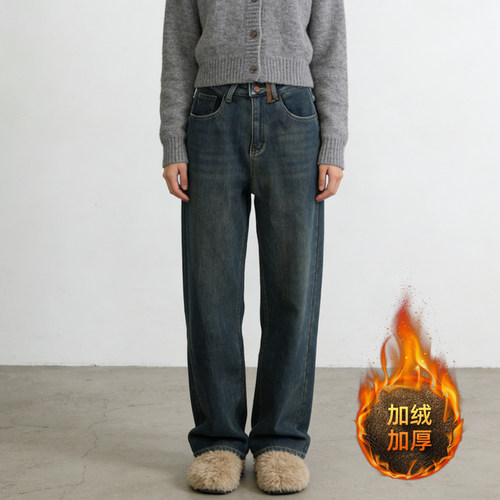 大码加绒宽松直筒保暖牛仔裤女