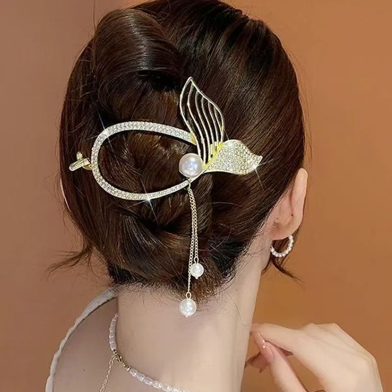 2025新款鱼尾盘发扭扭夹发卡后脑勺高级感流苏头饰女抓夹气质发夹