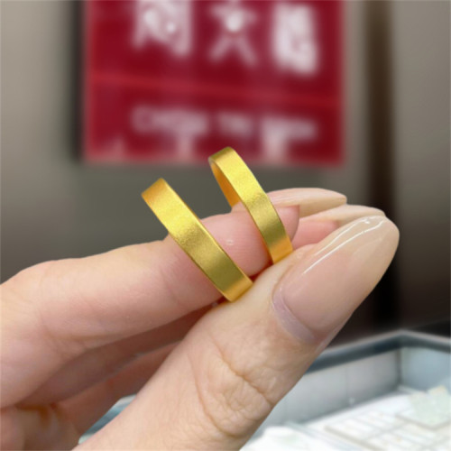 18K金平安无事素圈戒指侣款对戒