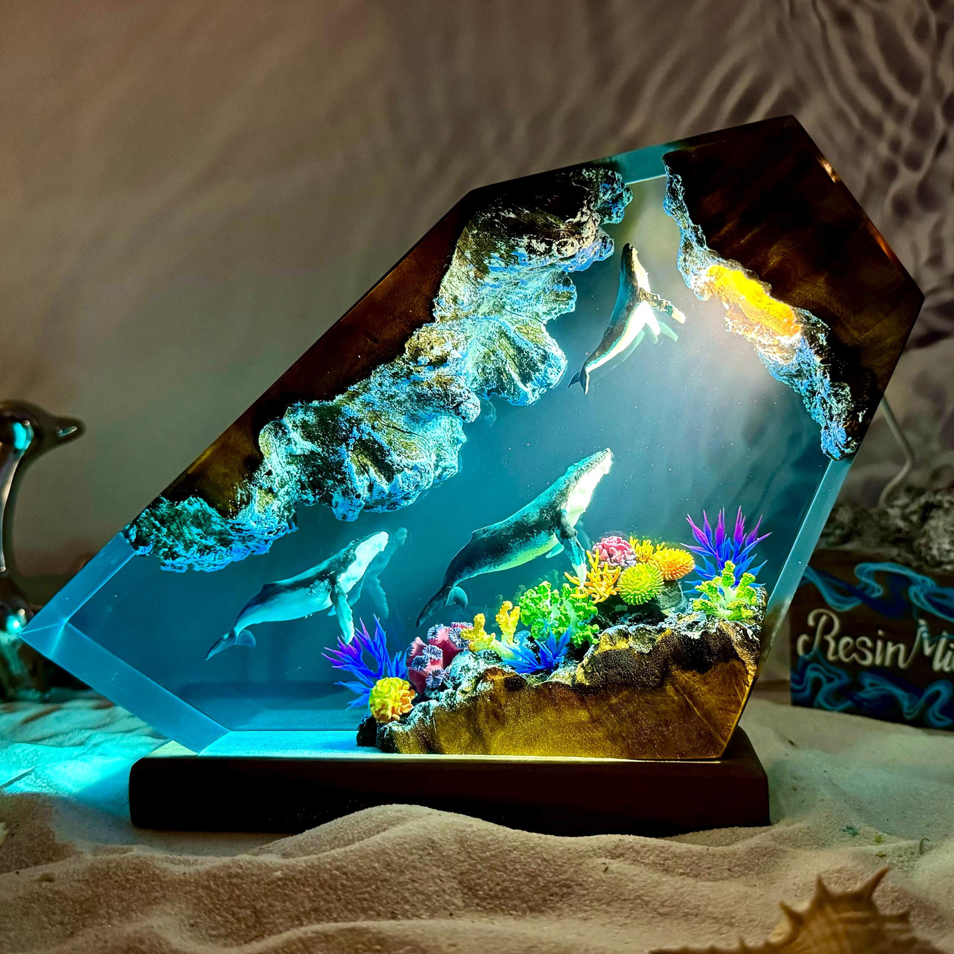 海底世界景观溶洞座头鲸鱼一家珊瑚礁小夜灯床头灯氛围灯摆件礼物