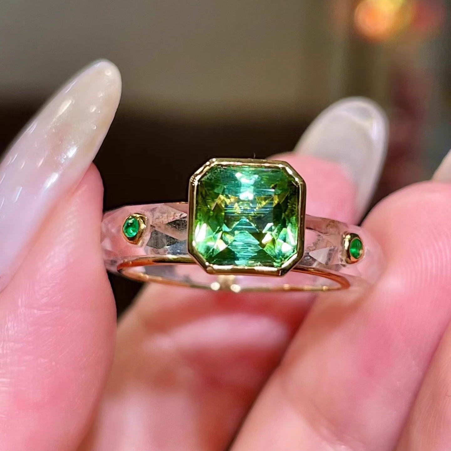 岚心珠宝18K黄金天然绿碧玺钻石戒指 百搭古典手指环13-14号戒圈