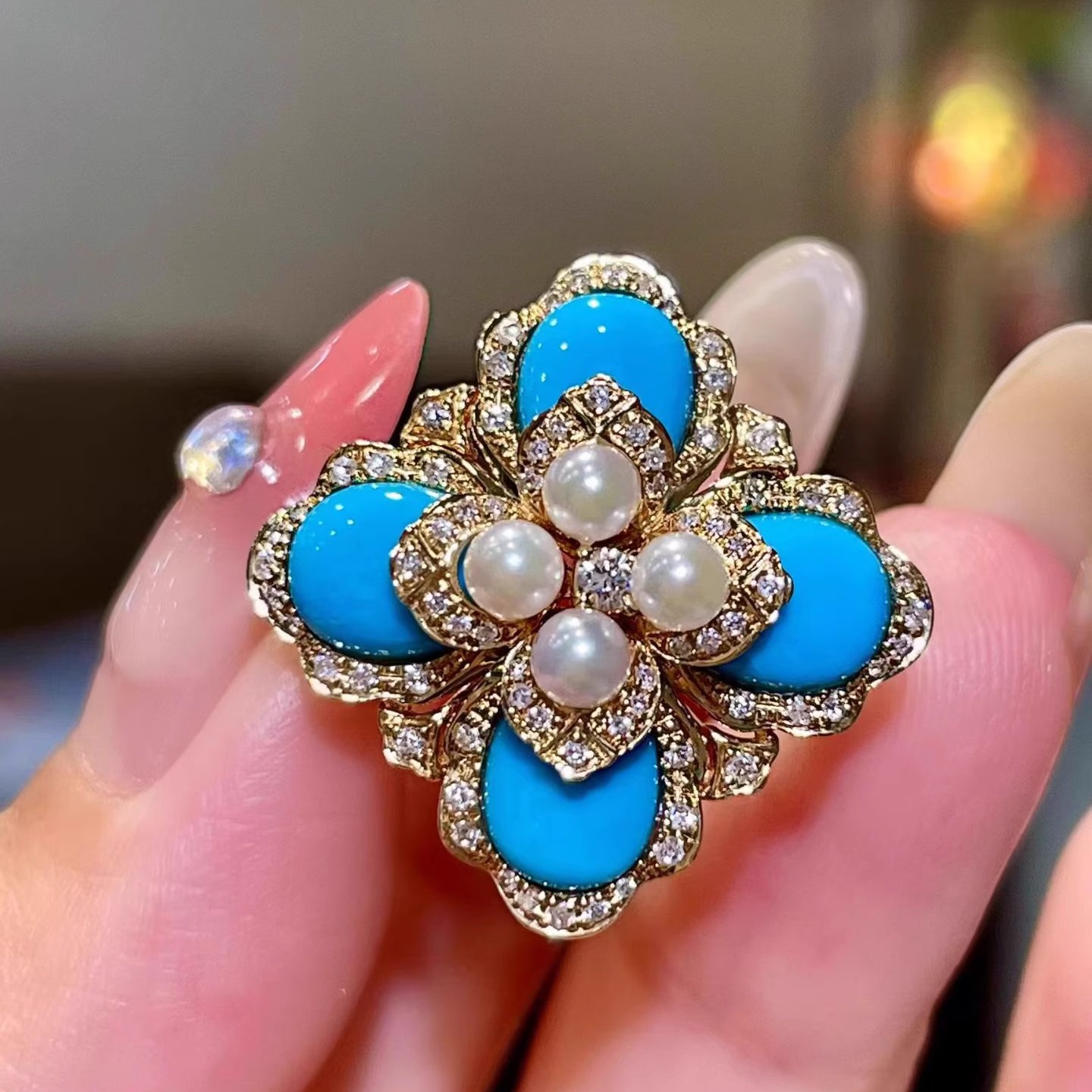 岚心珠宝18K黄金睡美人蓝松钻石akoya baby珍珠戒指 古典精致惊艳