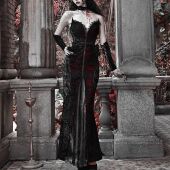 血液供给原创 猩红血峰哥特暗黑氛围感爱心丝绒闪光鱼尾裙连衣裙