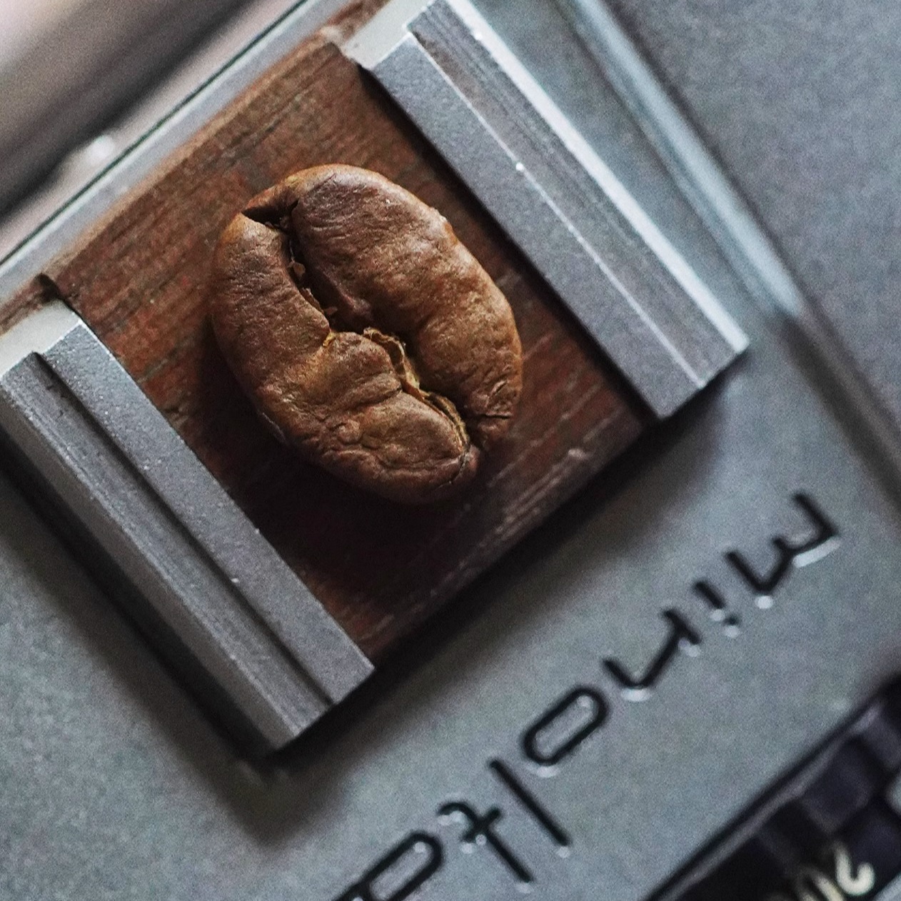 实木真咖啡豆手工制热靴盖