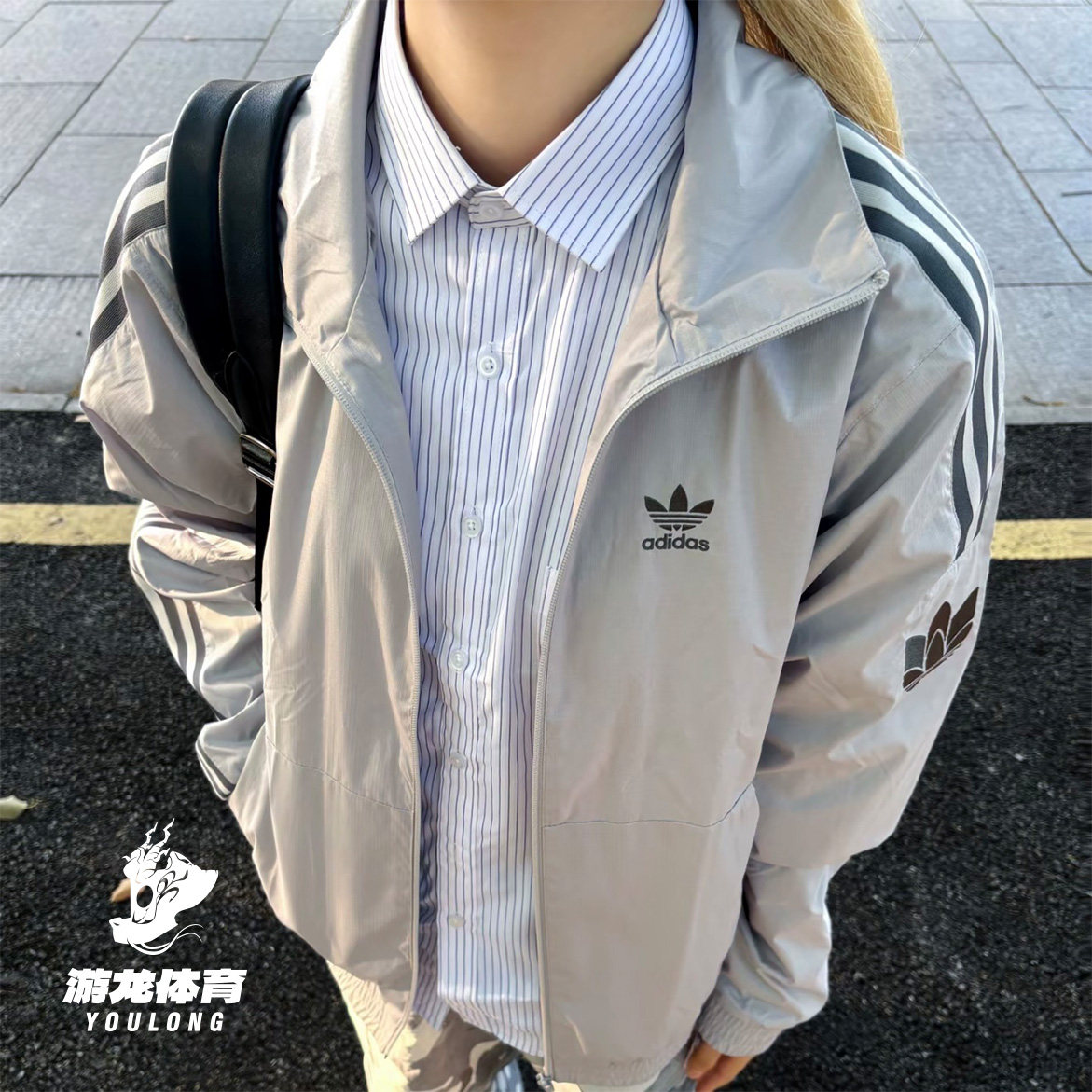 阿迪达斯三叶草男女梭织运动夹克
