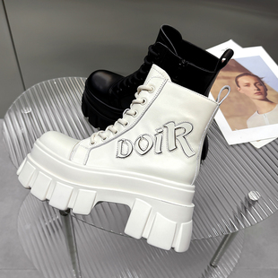 松糕厚底马丁靴女2025年秋冬新款 真皮白色显瘦坡跟增高小个子短靴