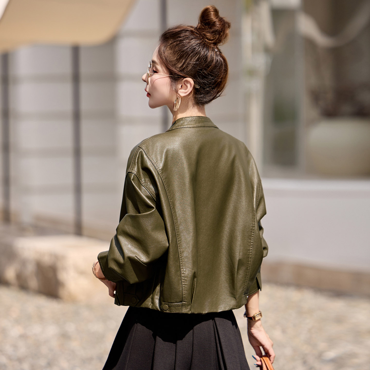 绿色短款皮衣外套女小个子