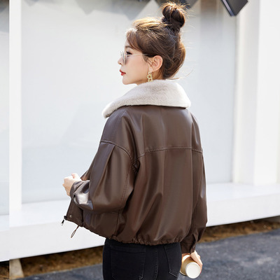 宽松休闲PU皮棉服连帽外套