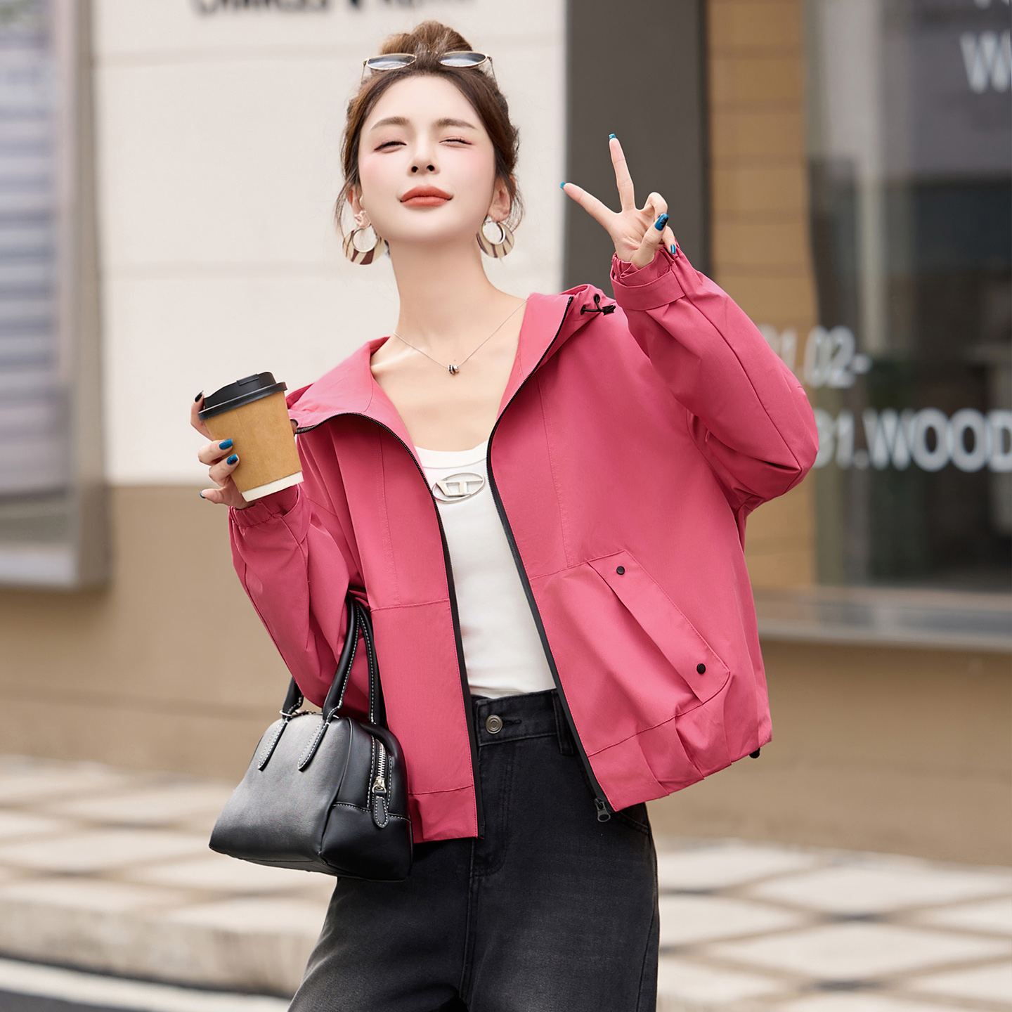 高级感玫红色短款外套女