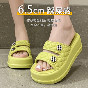 拖鞋女夏季外穿厚底精致踩屎感高跟凉拖鞋时尚款外出海边沙滩鞋软