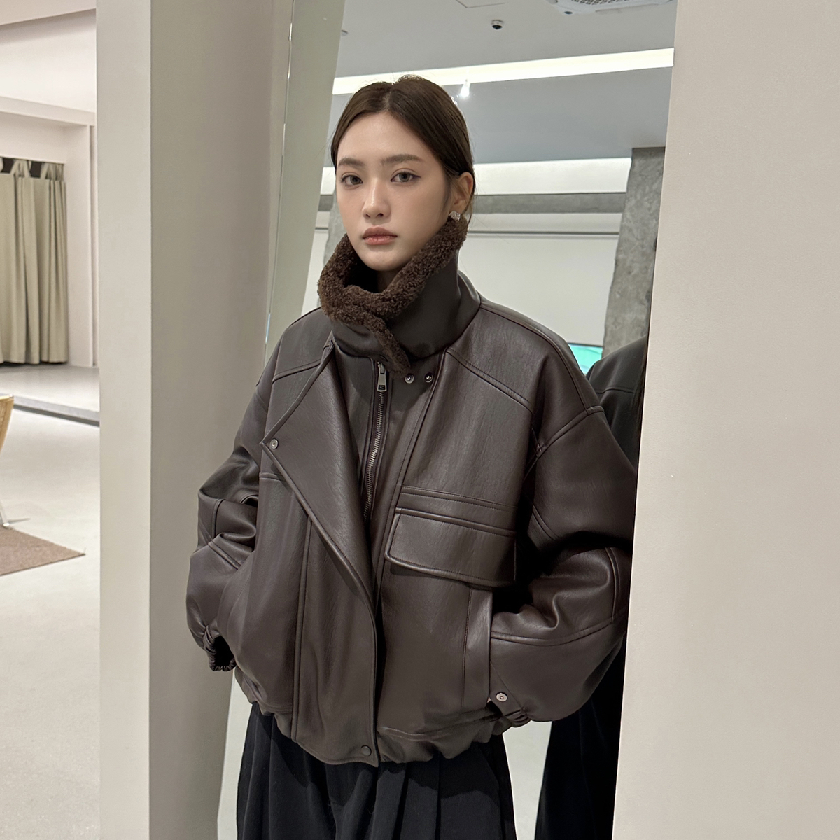 F.THREE三姐妹-上新复古机车加厚pu皮短款夹克外套皮毛一体91002